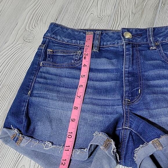 American Eagle Super Stretch Hi-Rise Shortie Jean Shorts, Women's Size: 6 - Picture 8 of 11